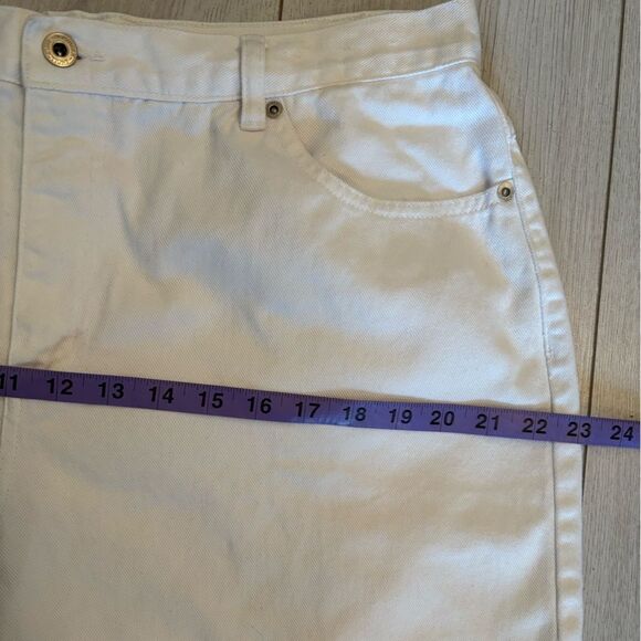 Vintage 90s Northern Reflections white denim shorts - Picture 7 of 8